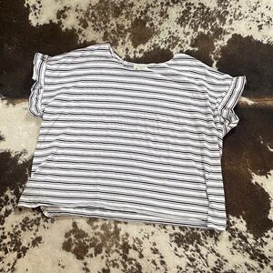 Max Studio White and Black Striped Short Sleeve Top
